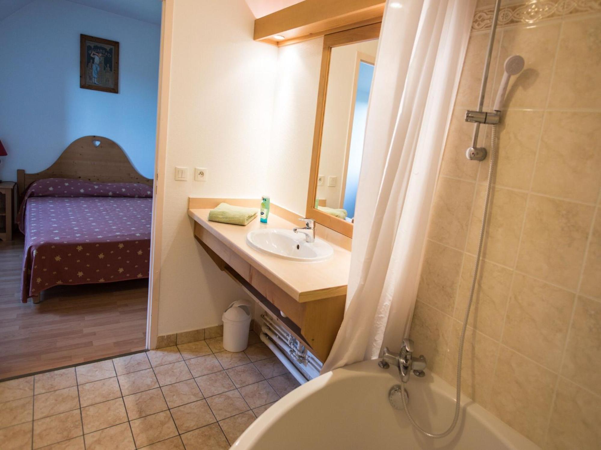 Great Holiday Home Near Lake Annecy Giez Eksteriør billede